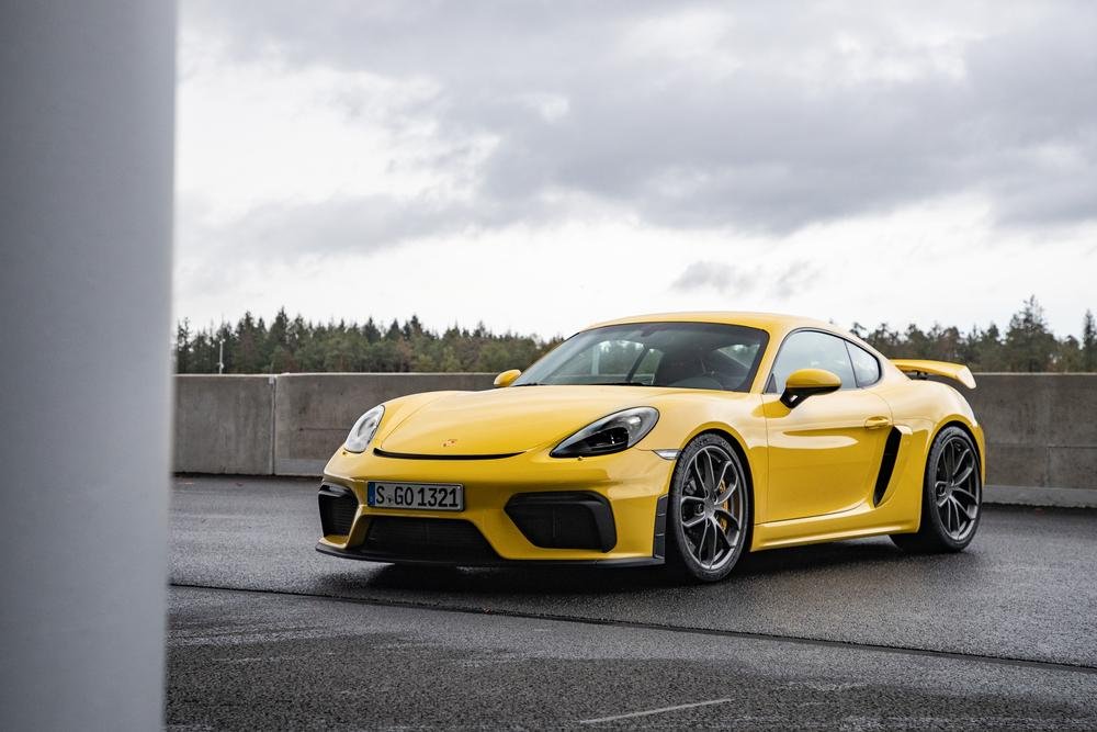 Porsche GT4 2012